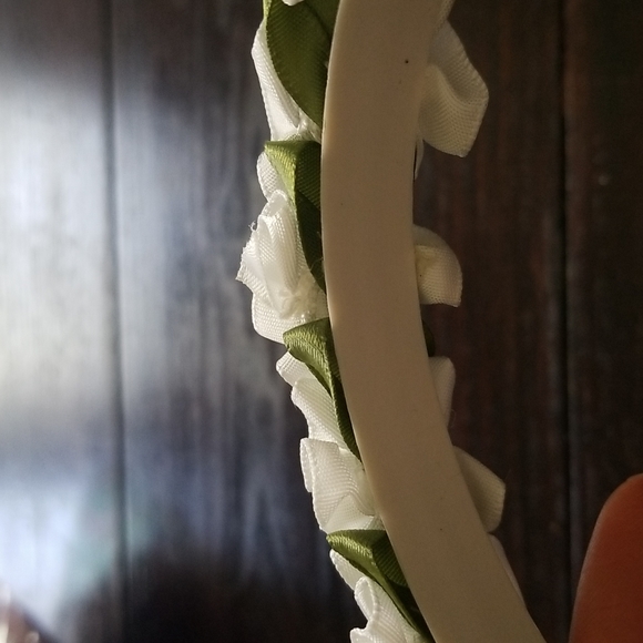 2×$10 Flower kids Headbands - Picture 4 of 11